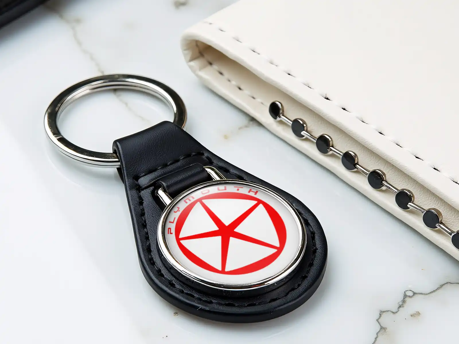 Plymouth Porte-clés Design Minimal Haut Premium X